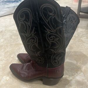 Dan Post Women’s Cowboy Boots (Size 5.5 - fits size 6.5 feet)